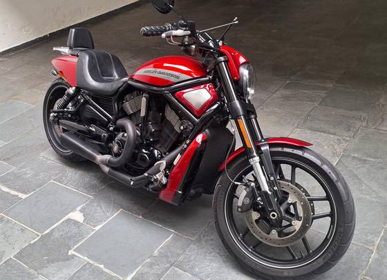 HARLEY-DAVIDSON V ROD NIGHT ROD ESPECIAL HARLEY-DAVIDSON V ROD NIGHT ROD ESPECIAL
